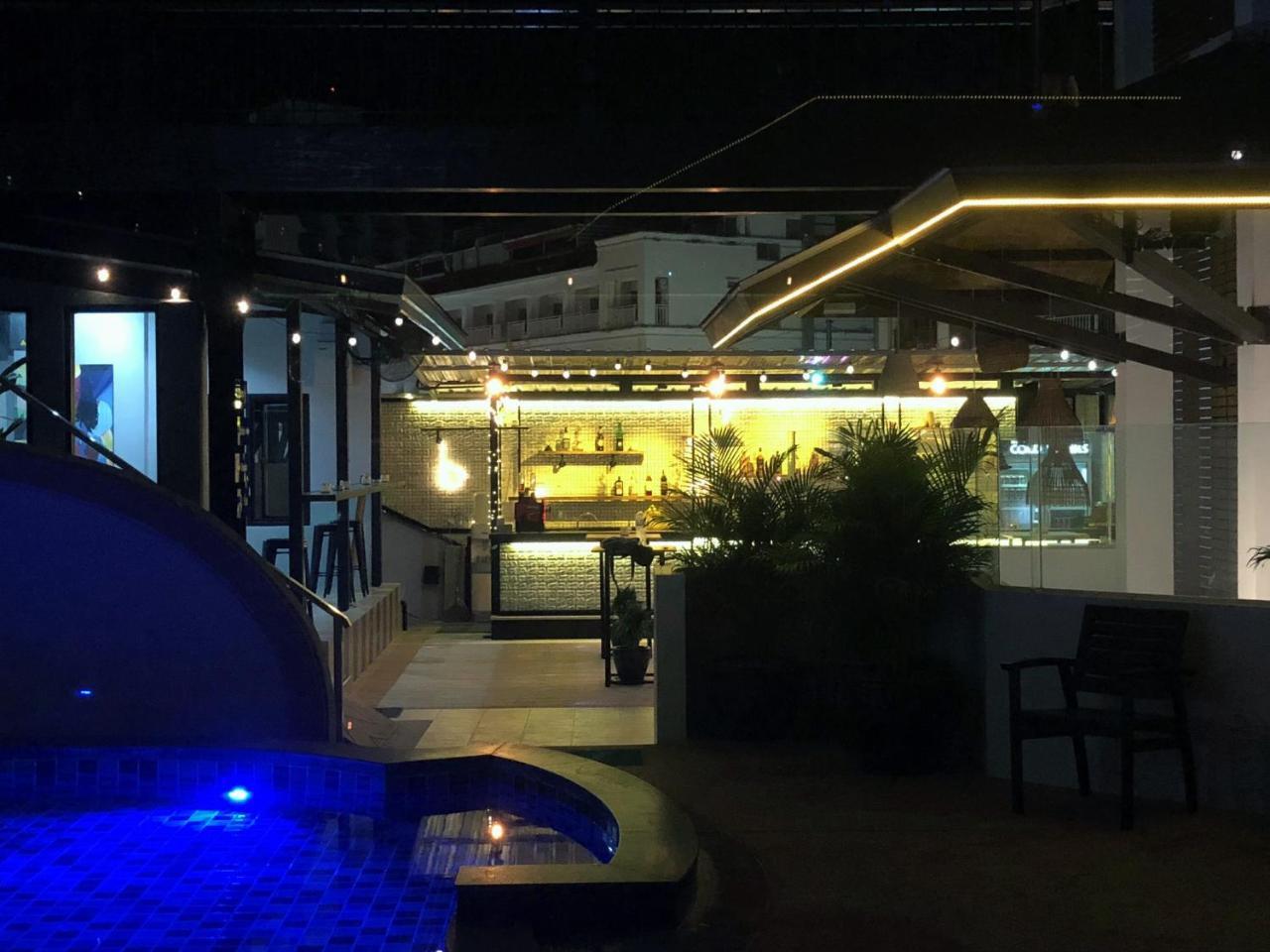 הוסטל Bodega Phuket Patong (Adults Only) מראה חיצוני תמונה